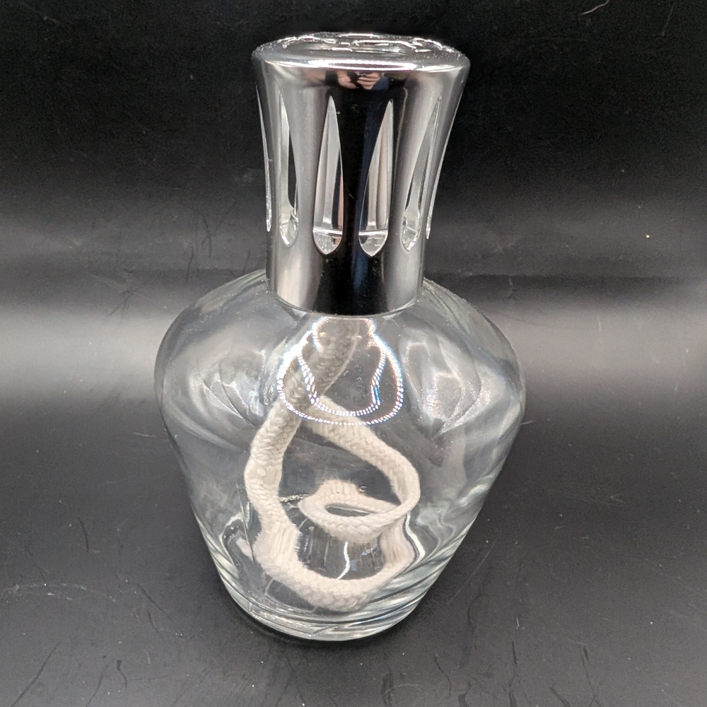 Clear Glass Fragrance Lamp with Silver-Tone Top